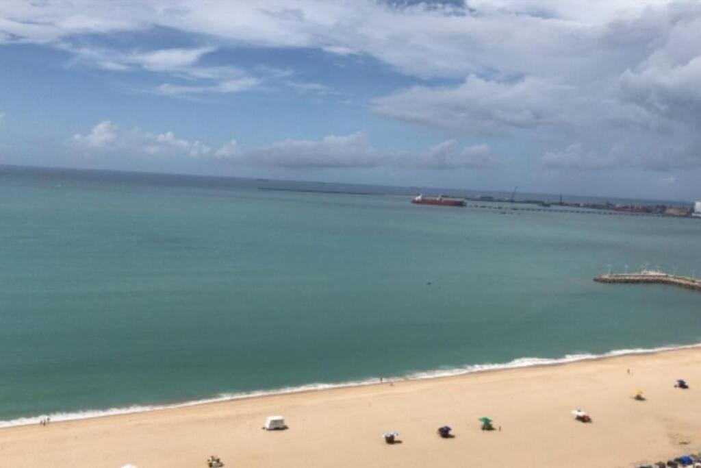 Apartamento De Luxo Landscape Beira Mar Platinum Форталеза Екстериор снимка