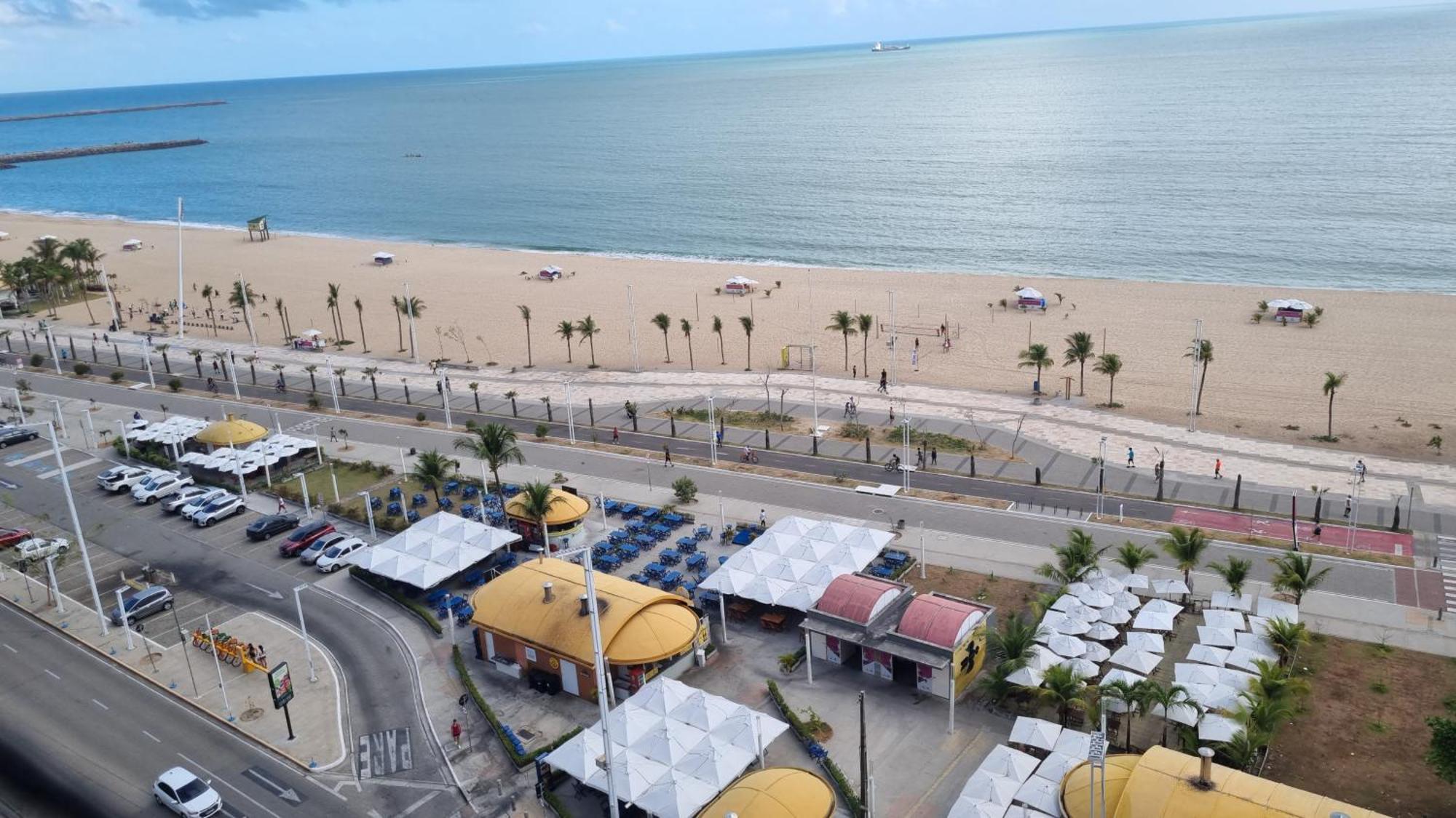 Apartamento De Luxo Landscape Beira Mar Platinum Форталеза Екстериор снимка